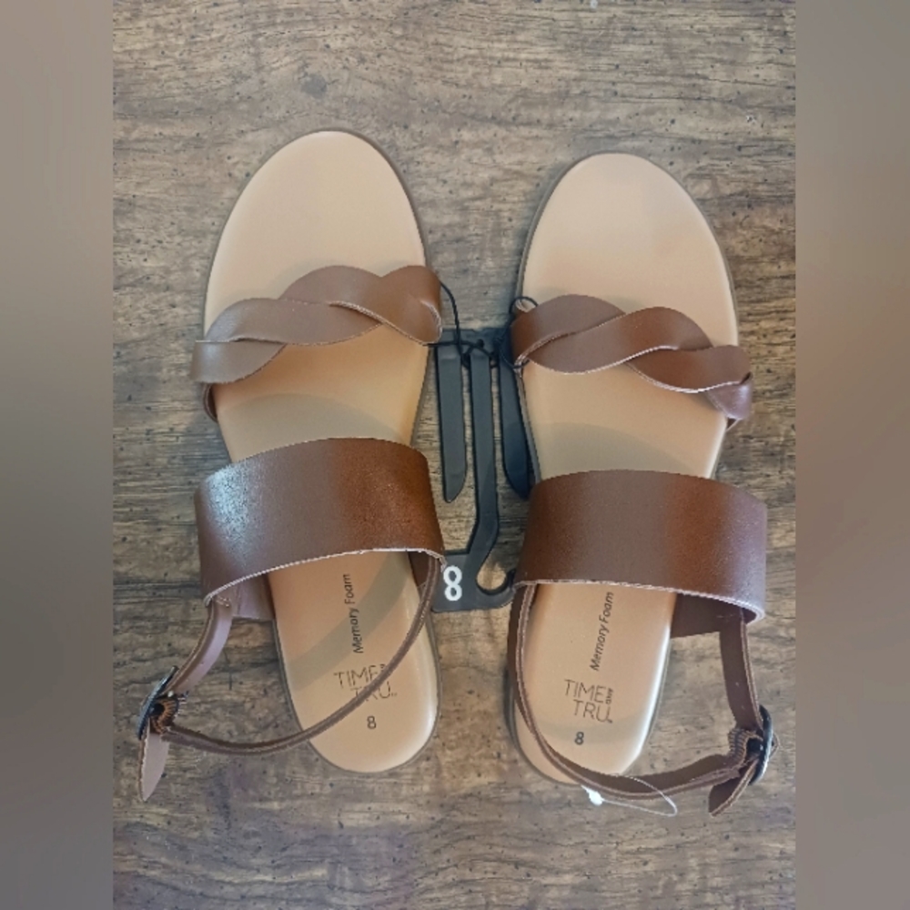 TIME AND TRU NEW WOMENS SIZE 8 BROWN SUMMER SANDALS 🤎